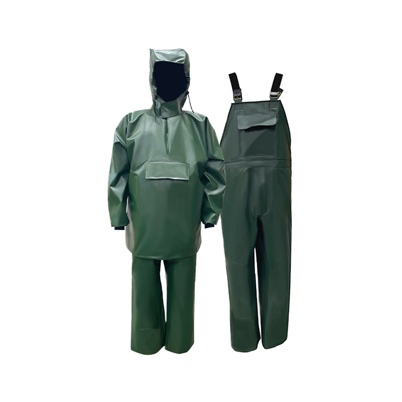 High Quality Fishing Use Nylon PVC Raincoat Overalls Set for Fishermen Waterproof 0.5 mm Thickness Rain Suits With Overalls
